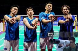 LOL决赛-印度队碾压日本队，桃田贤斗带队取胜