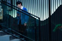 英雄联盟总决赛直播-当逆转遇见打爆，浓眉如何重新定义现代篮球防线？