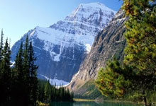 英超锋刃出鞘！葡萄牙绝境逢生，C罗任意球绝杀书写关键一胜！