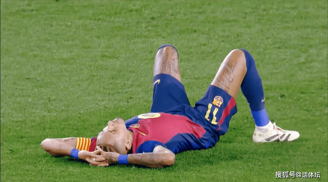 包含梅西领衔巴塞罗那击败马竞晋级西甲半决赛的词条