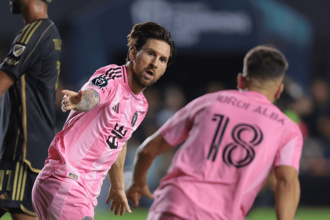 包含梅西领衔巴塞罗那击败马竞晋级西甲半决赛的词条