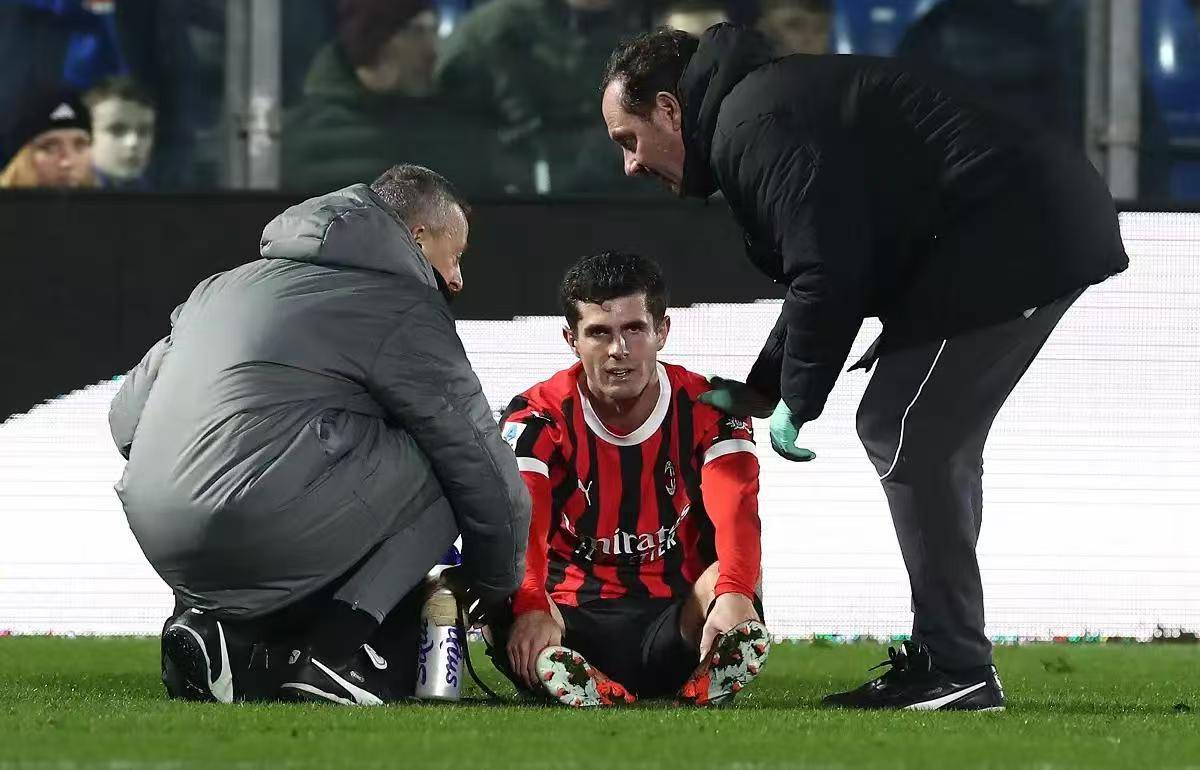 包含罗马队主力中卫受伤，恐影响球队未来比赛的词条