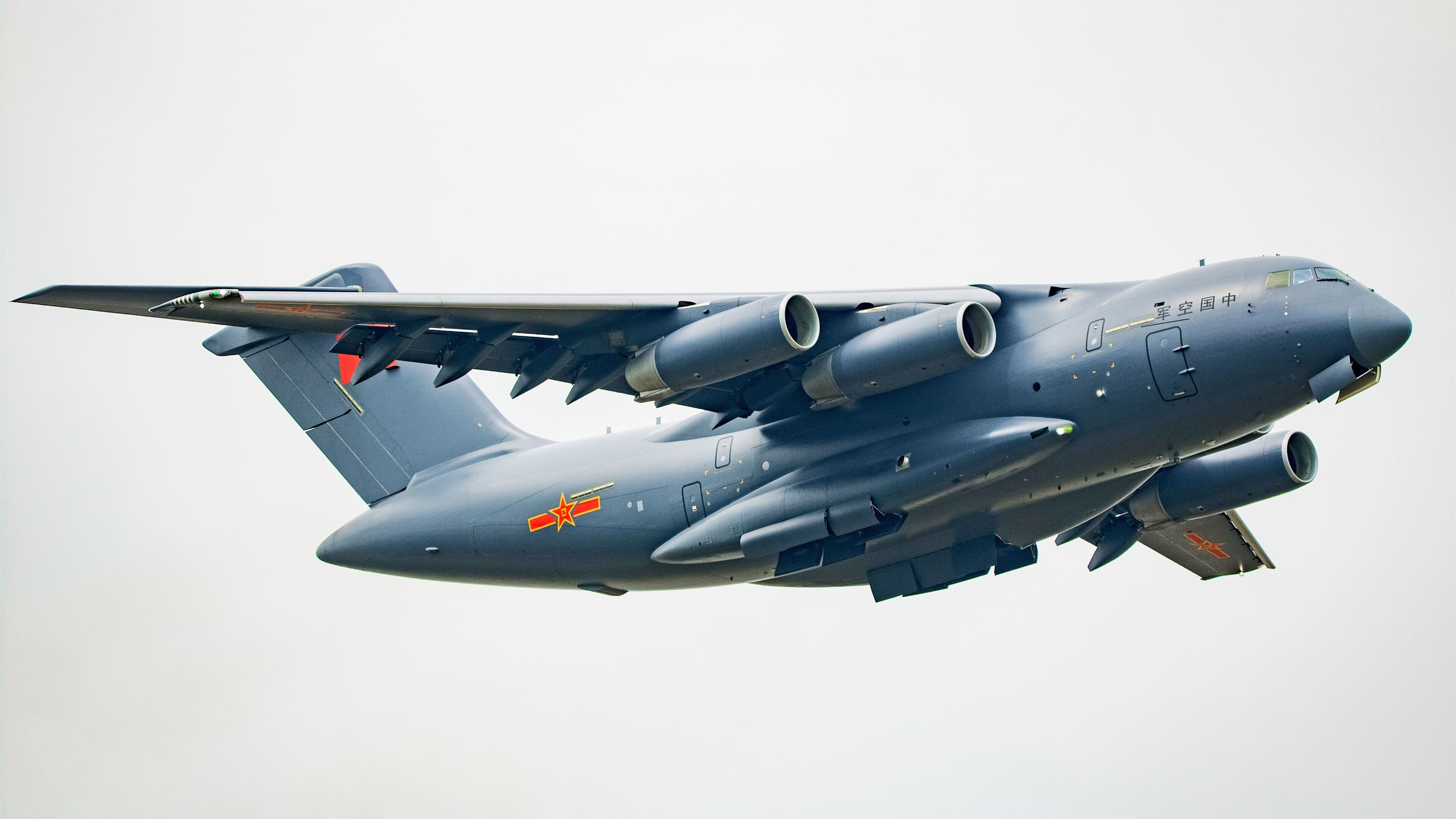 双线狂飙,从法兰西球场到F1赛道,接管者卡拉斯科的完美周末