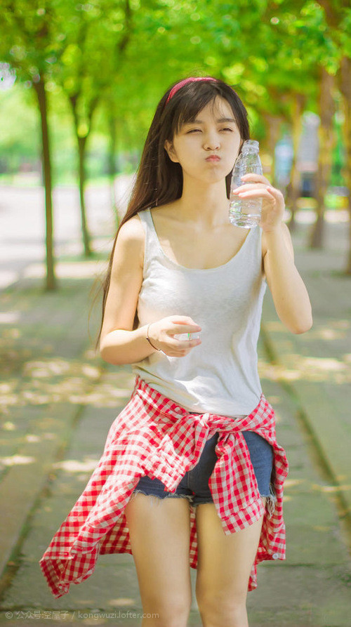 蓝衣铁骑踏破北欧防线，2026世界杯B组关键战，意大利碾压芬兰，德布劳内领衔进攻风暴